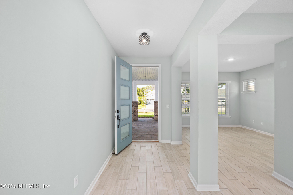 812 Windley Drive - Photo 3