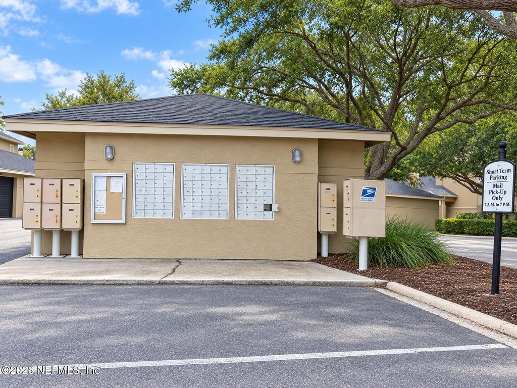 1655 The Greens Way - Photo 18