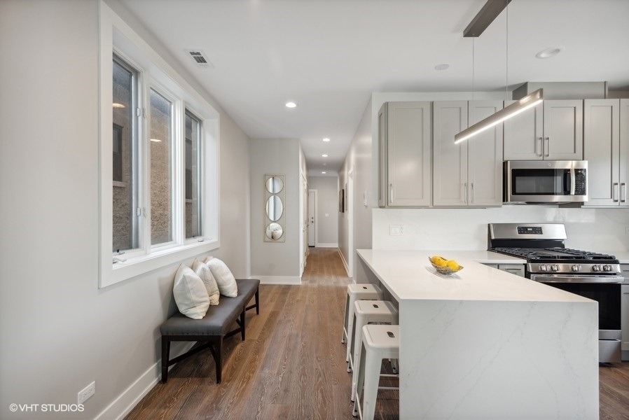 4824 S Champlain Avenue - Photo 10