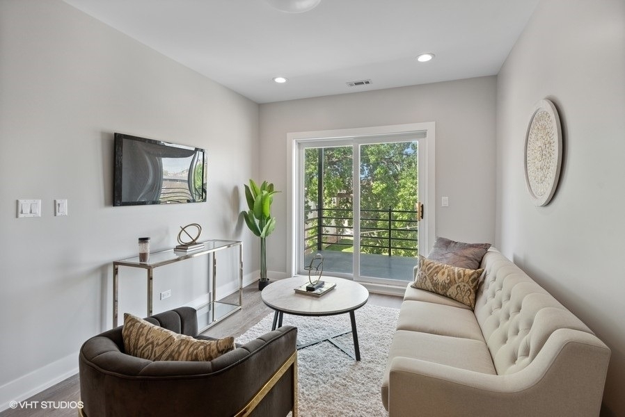 4824 S Champlain Avenue - Photo 12