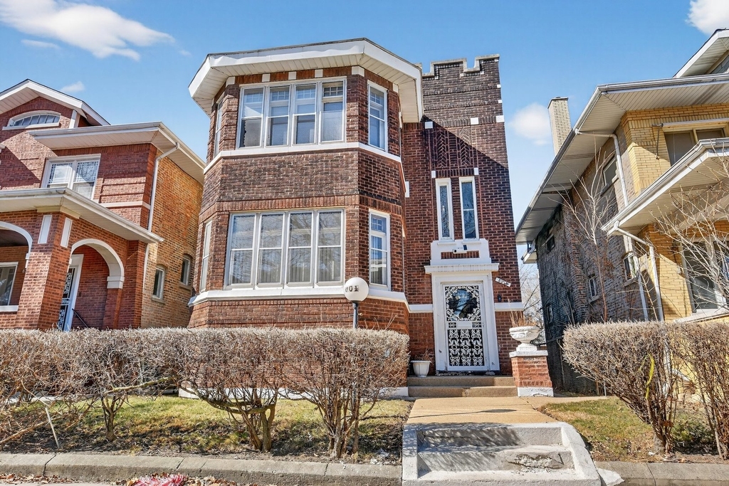 8018 S Sangamon Street - Photo 0