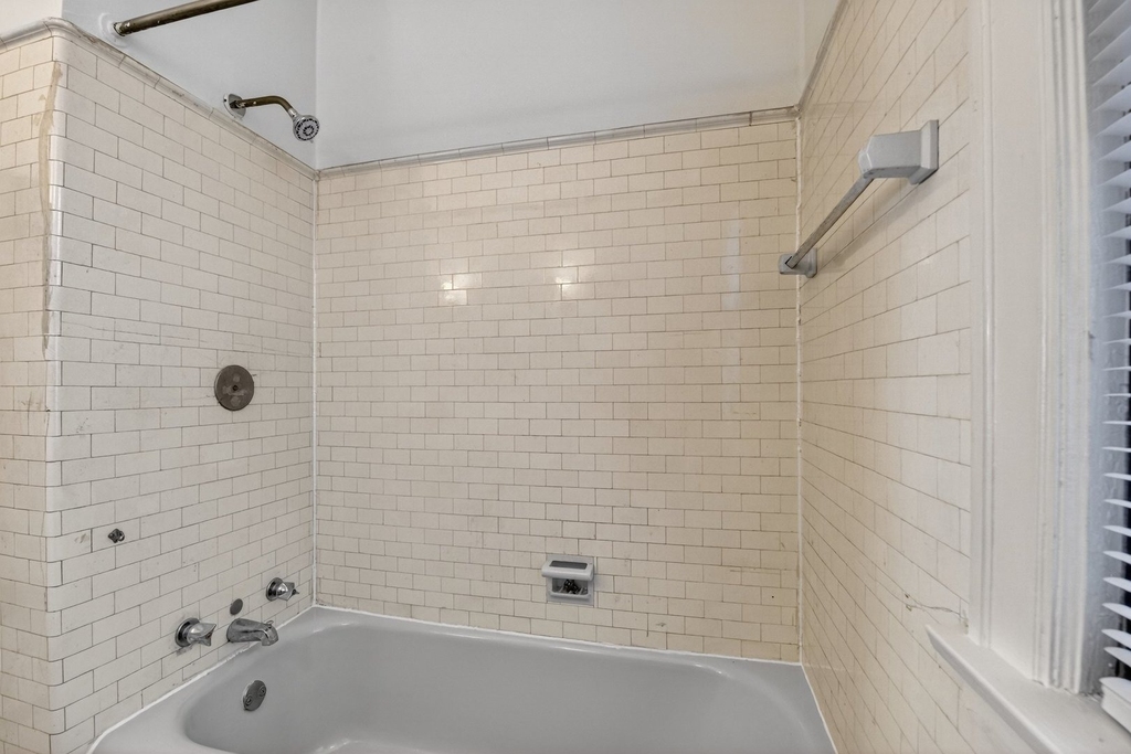 8018 S Sangamon Street - Photo 12