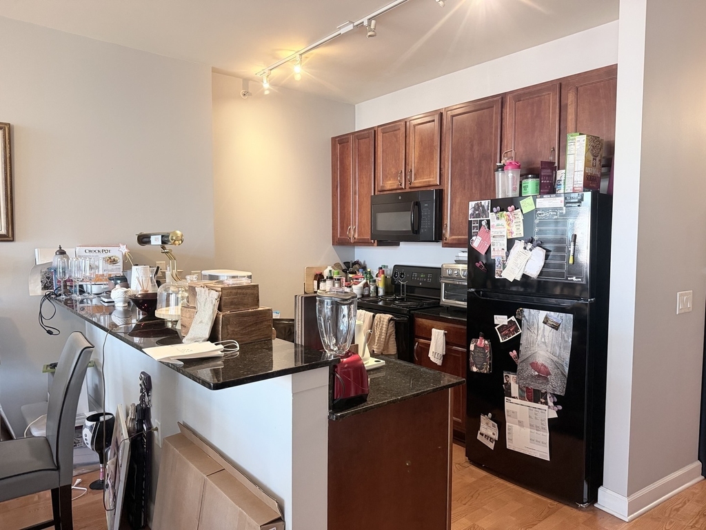 1235 S Prairie Avenue - Photo 4