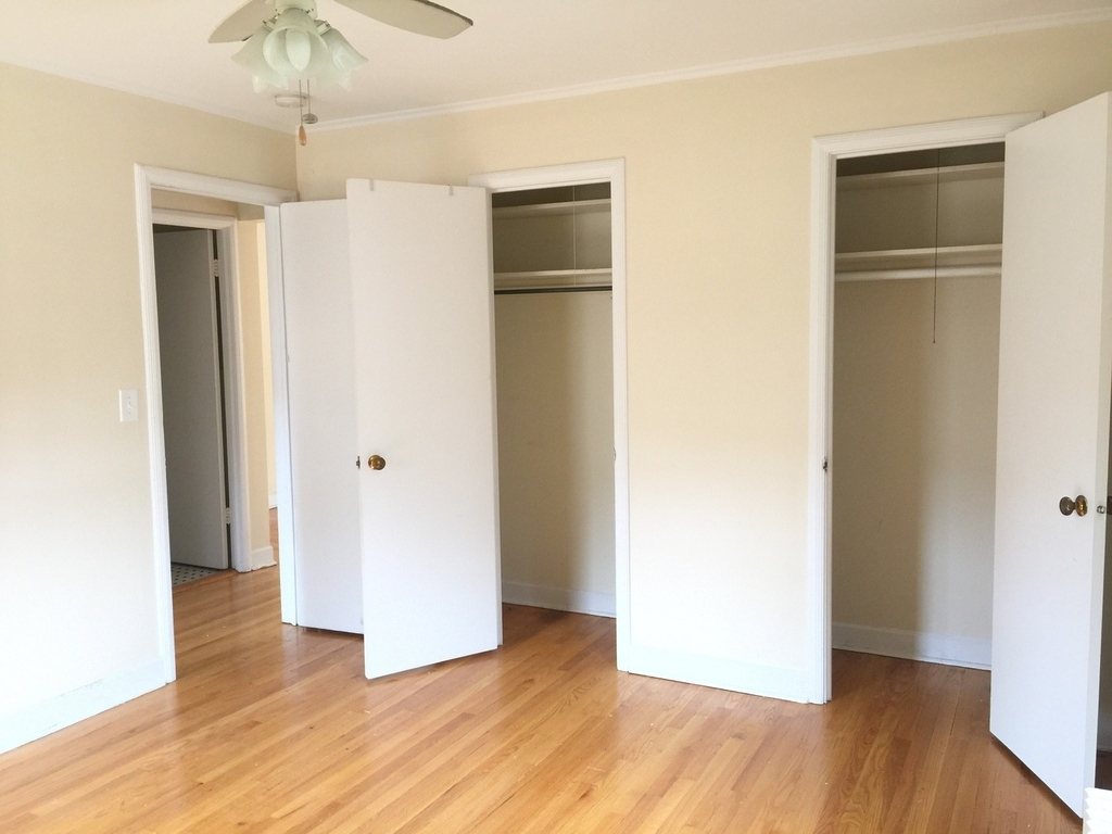 839 Mulford Street - Photo 2