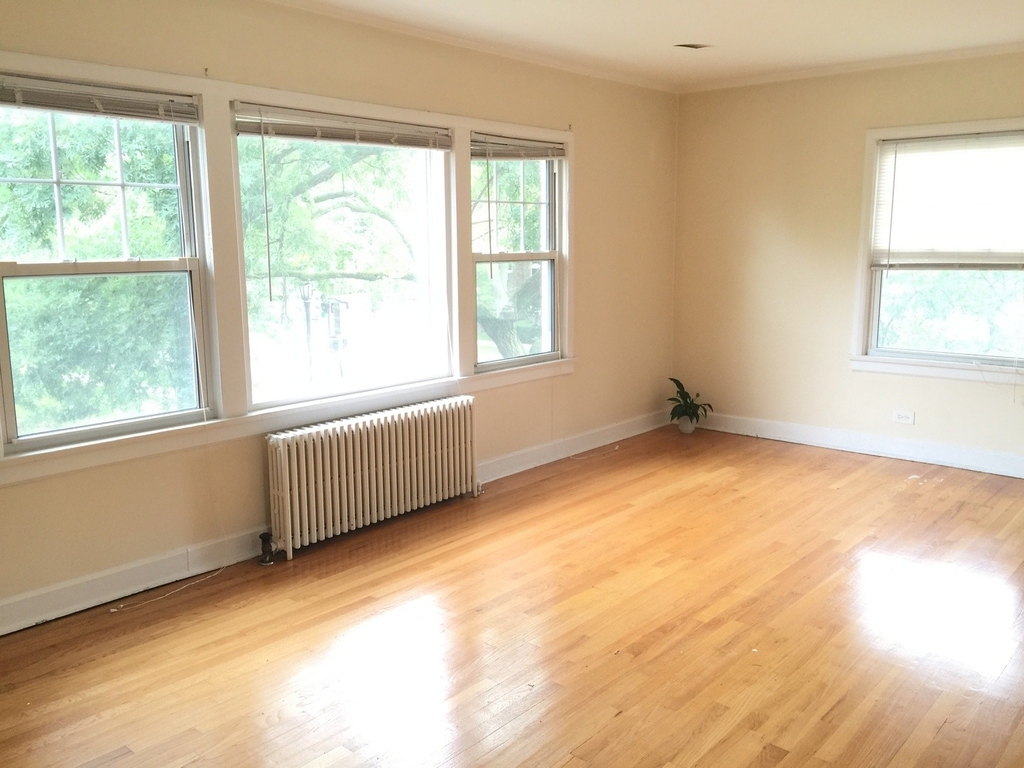 839 Mulford Street - Photo 11