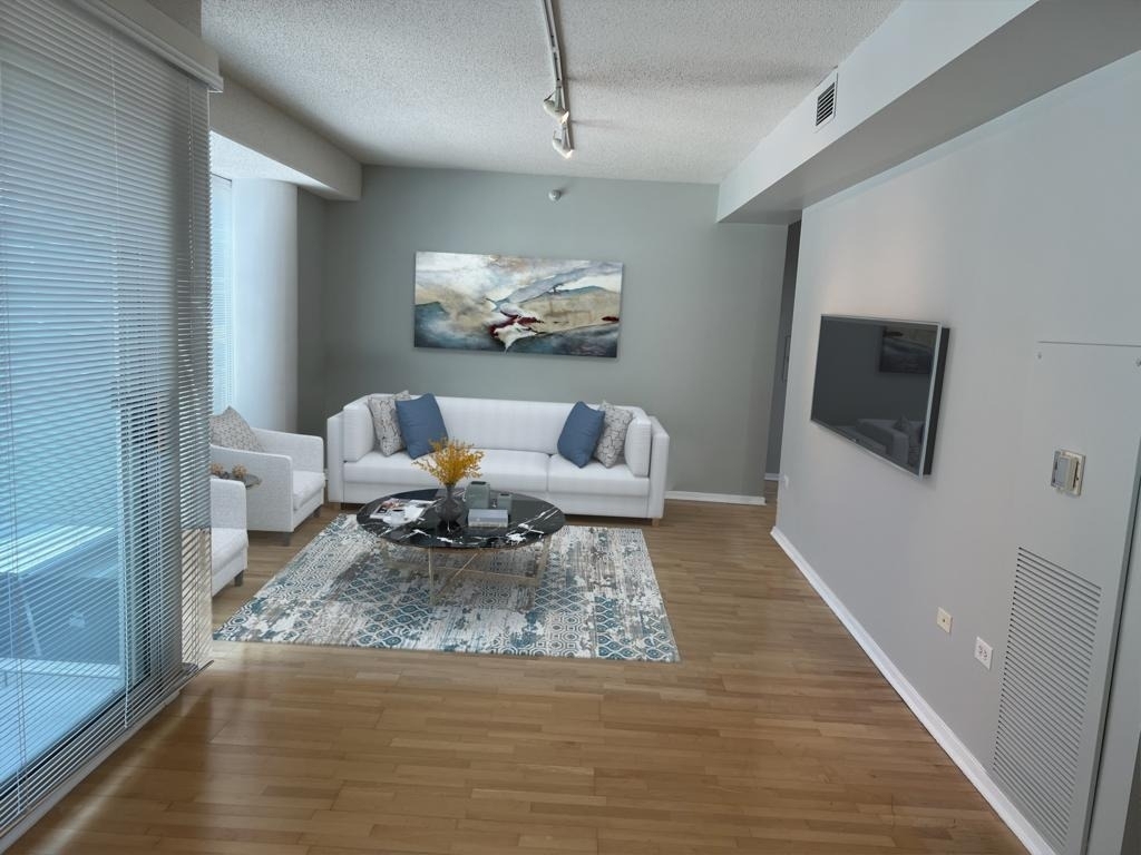 1720 Maple Avenue - Photo 1
