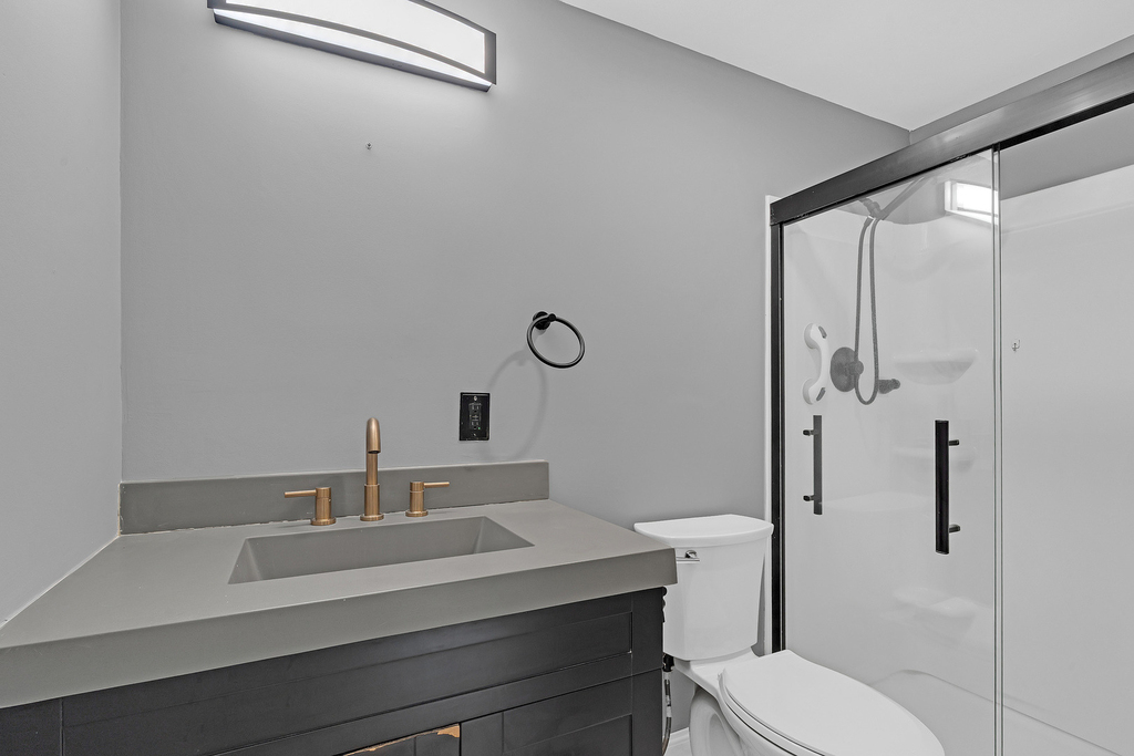 414 Gainsborough Court - Photo 12