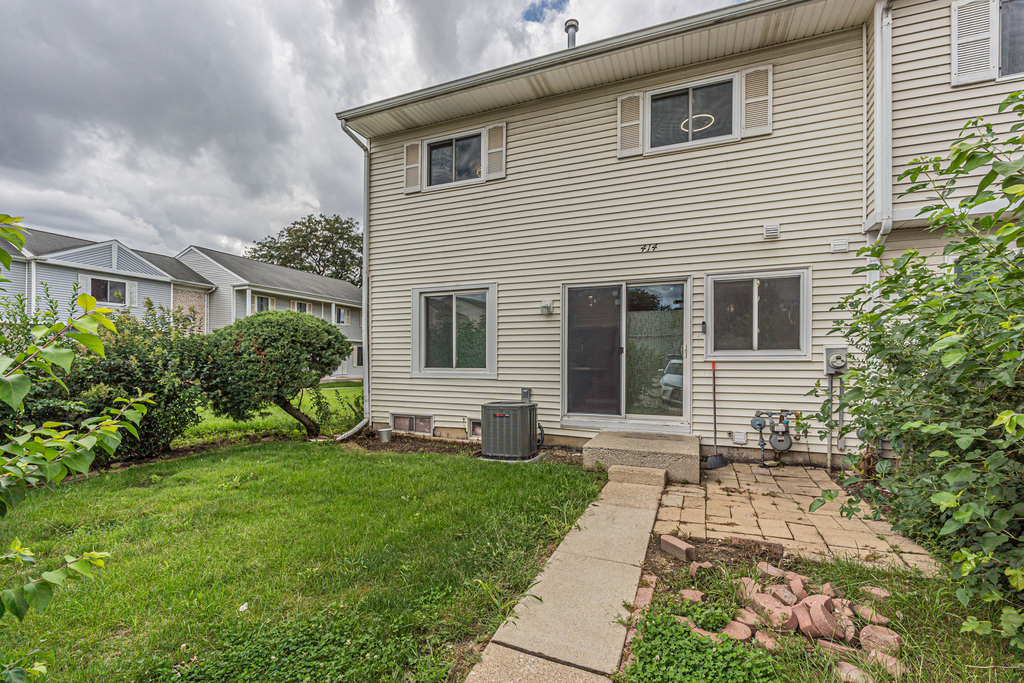 414 Gainsborough Court - Photo 19
