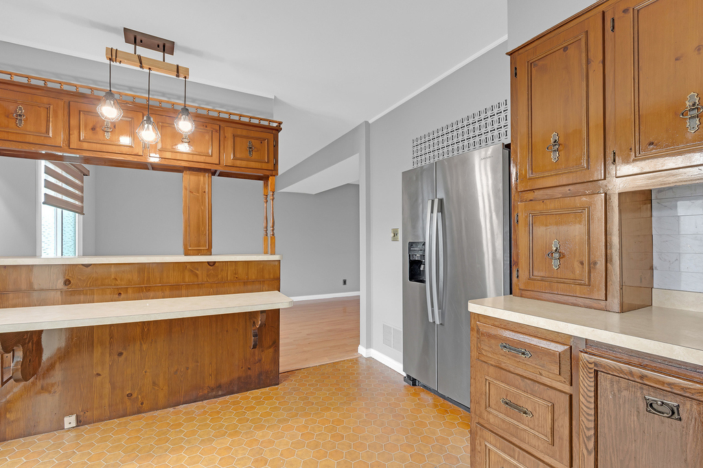 414 Gainsborough Court - Photo 4