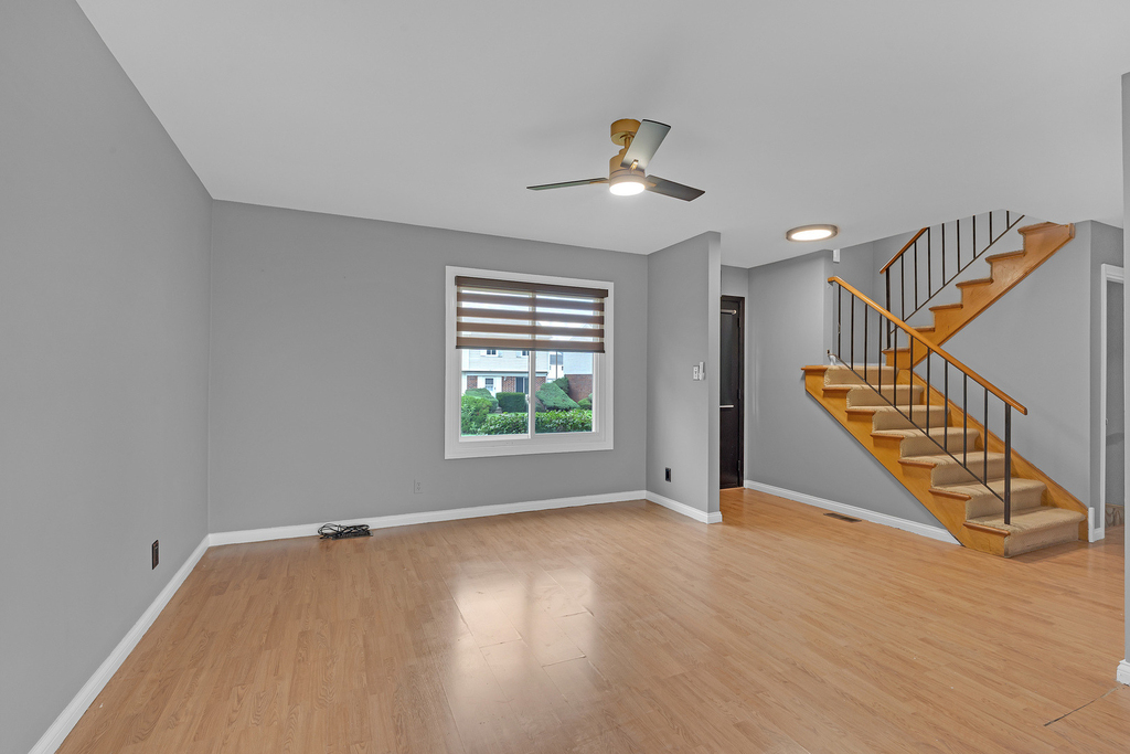 414 Gainsborough Court - Photo 6