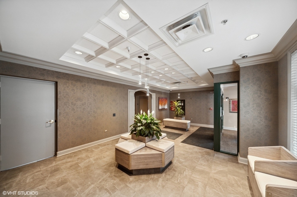 770 Pearson Street - Photo 3