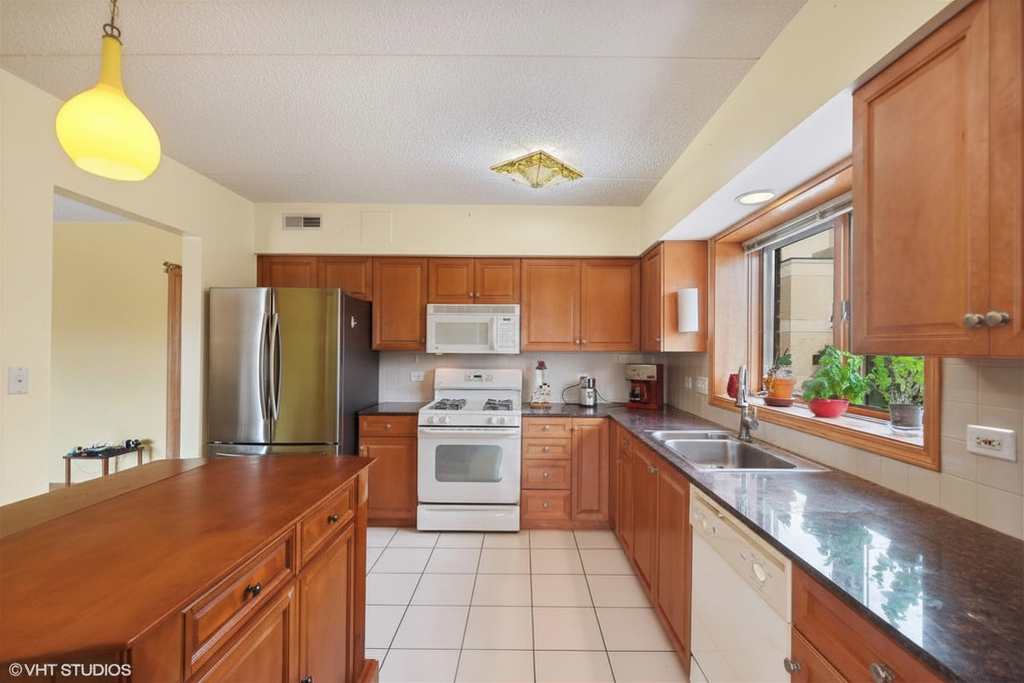 770 Pearson Street - Photo 6