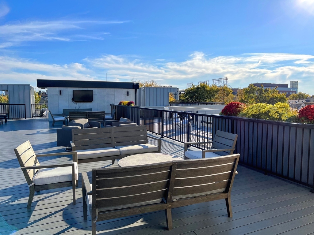 3757 N Sheffield Avenue - Photo 18