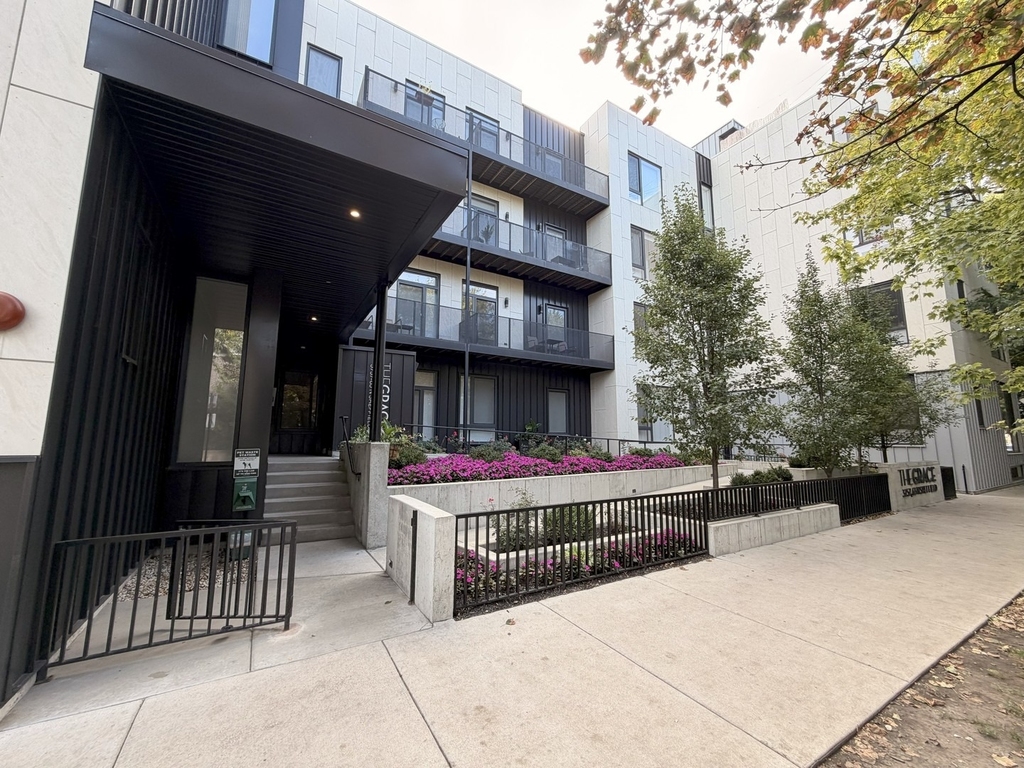 3757 N Sheffield Avenue - Photo 1