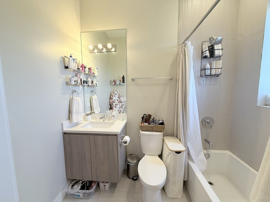 3757 N Sheffield Avenue - Photo 17