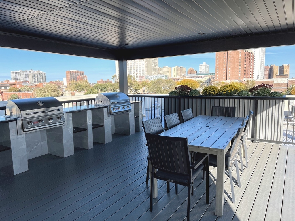 3757 N Sheffield Avenue - Photo 20