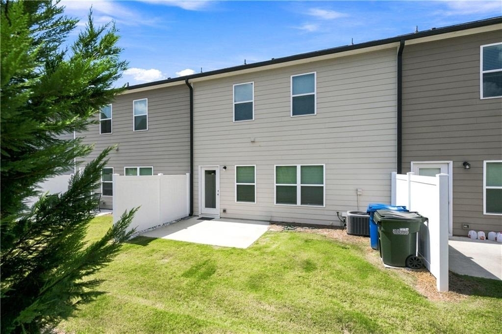 5149 Fox Den Road - Photo 28