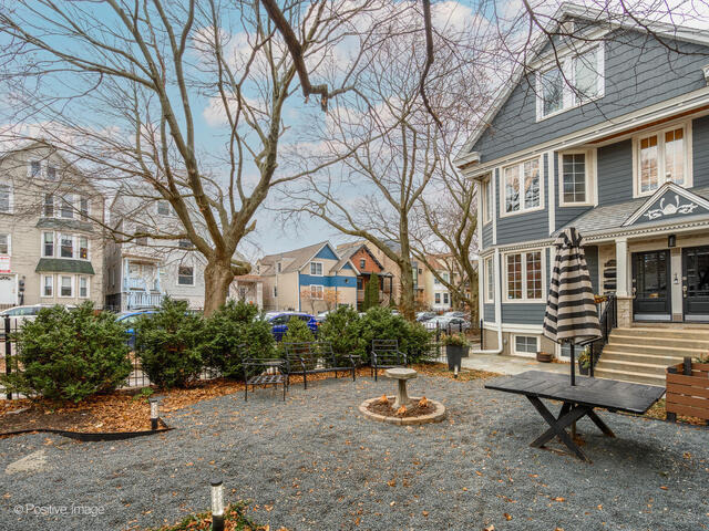 3034 N Greenview Avenue - Photo 15