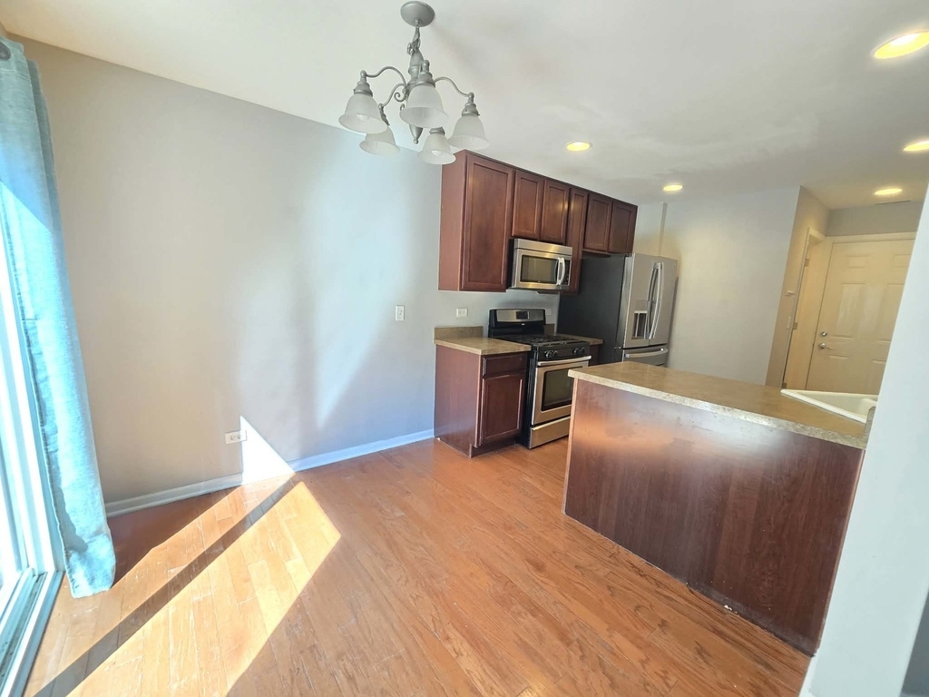 337 Devoe Drive - Photo 3