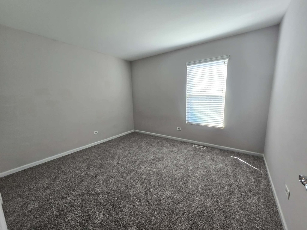 337 Devoe Drive - Photo 6