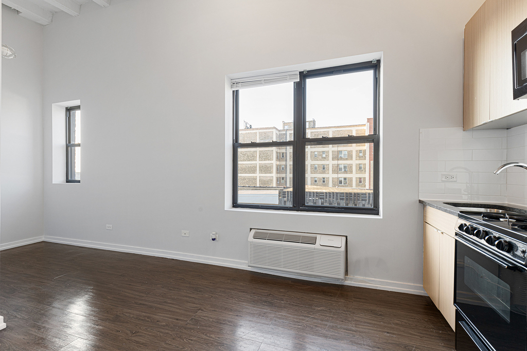 5718 N Winthrop Avenue - Photo 7
