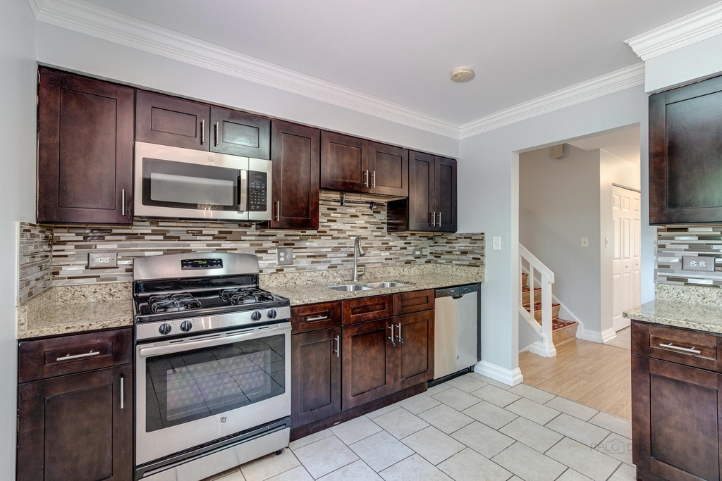 4470 Capstan Drive - Photo 17