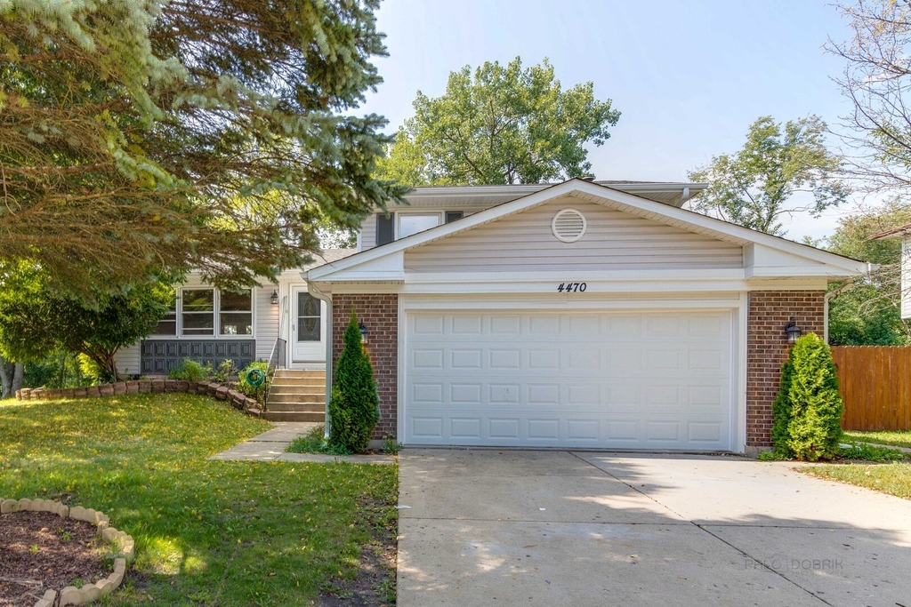 4470 Capstan Drive - Photo 2