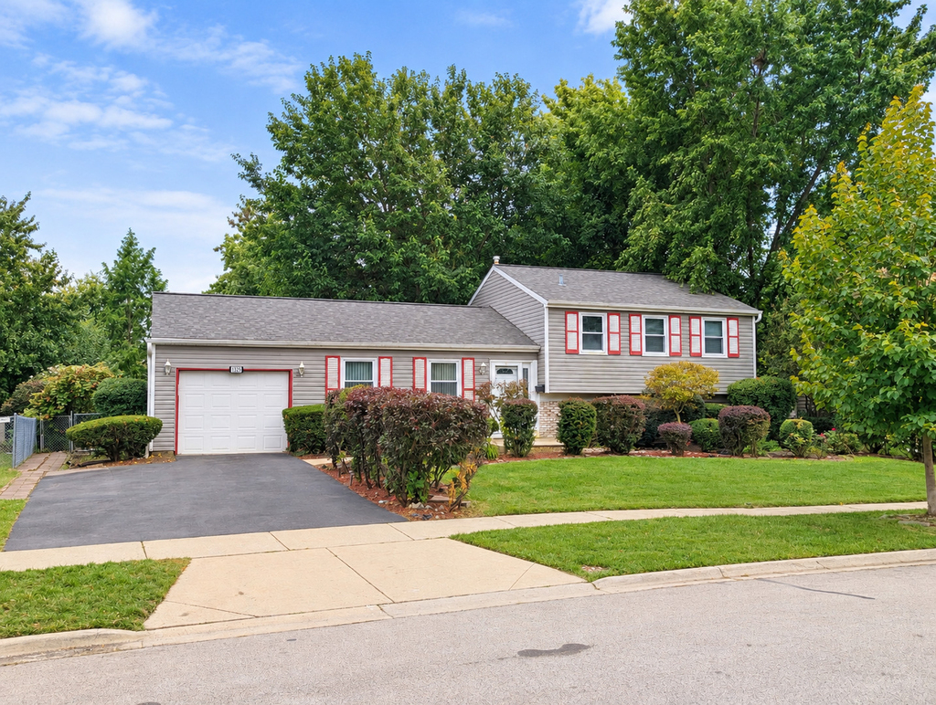 1329 Elm Drive - Photo 1