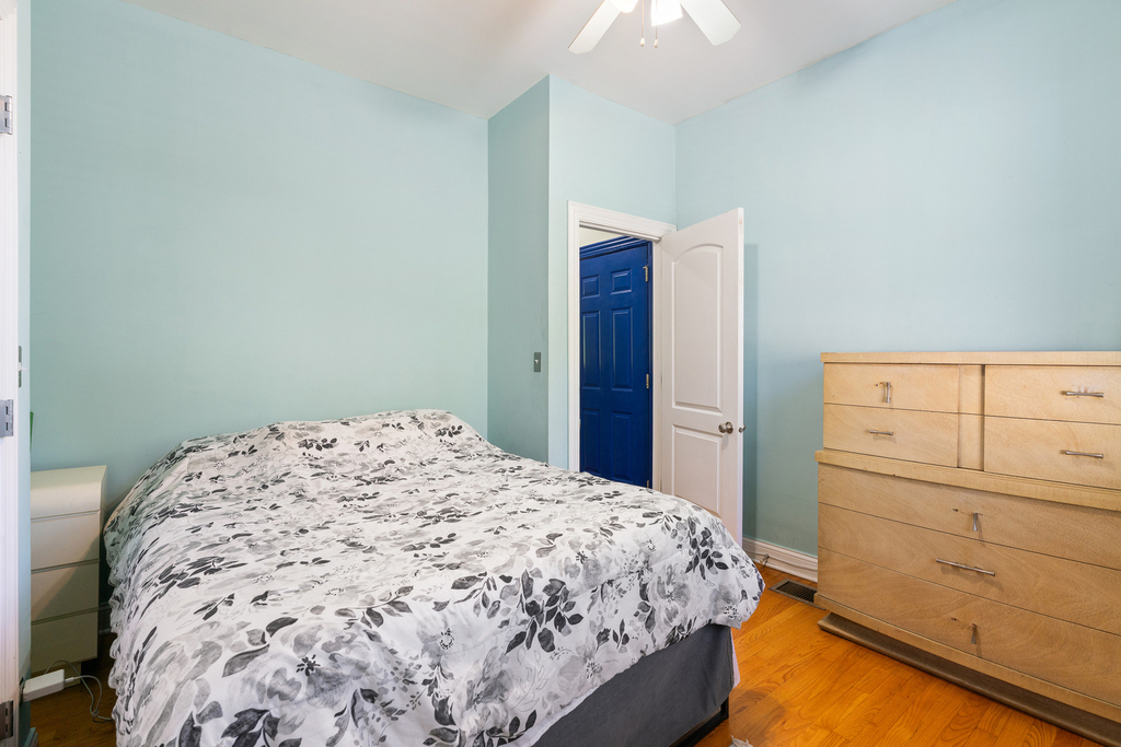 2337 W Maypole Avenue - Photo 9