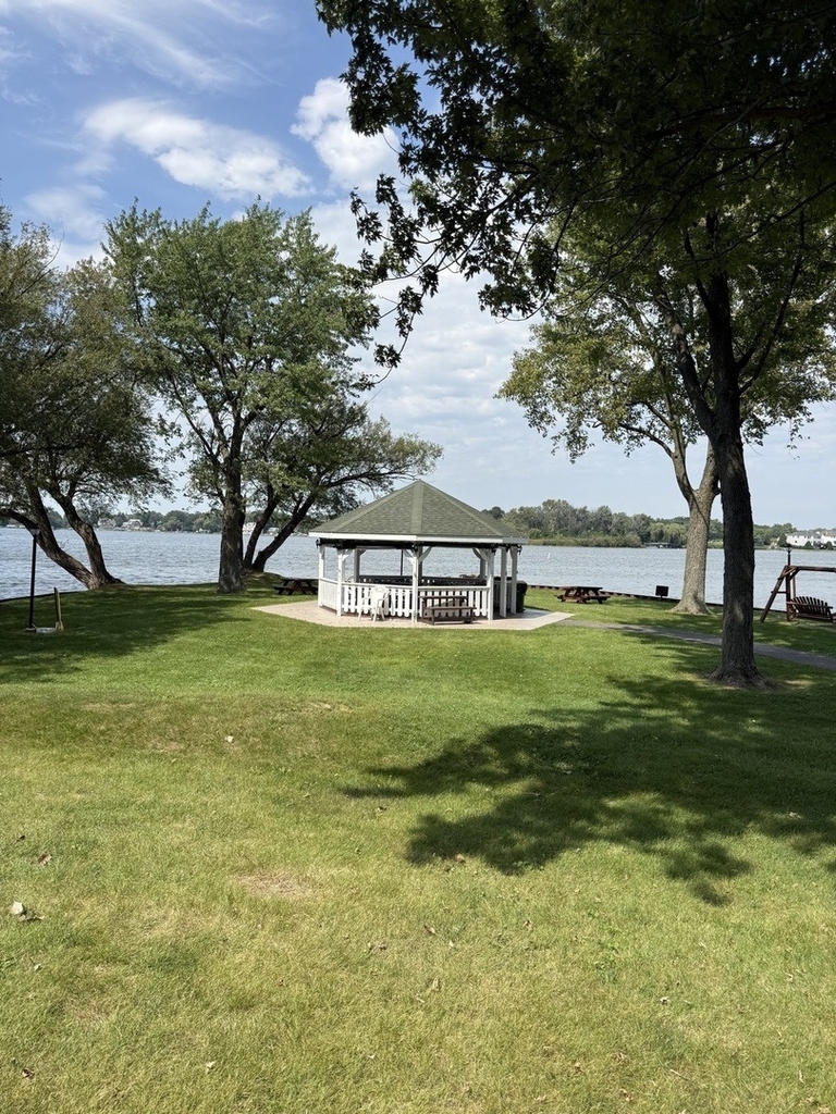 561 Marina Street - Photo 5