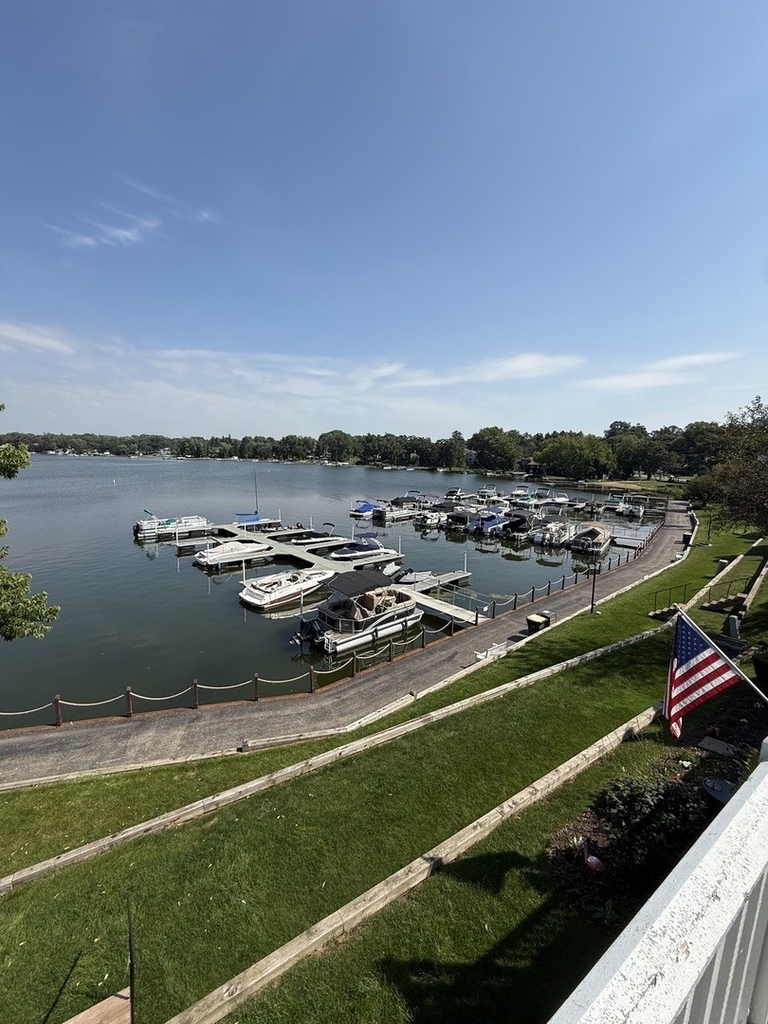 561 Marina Street - Photo 9