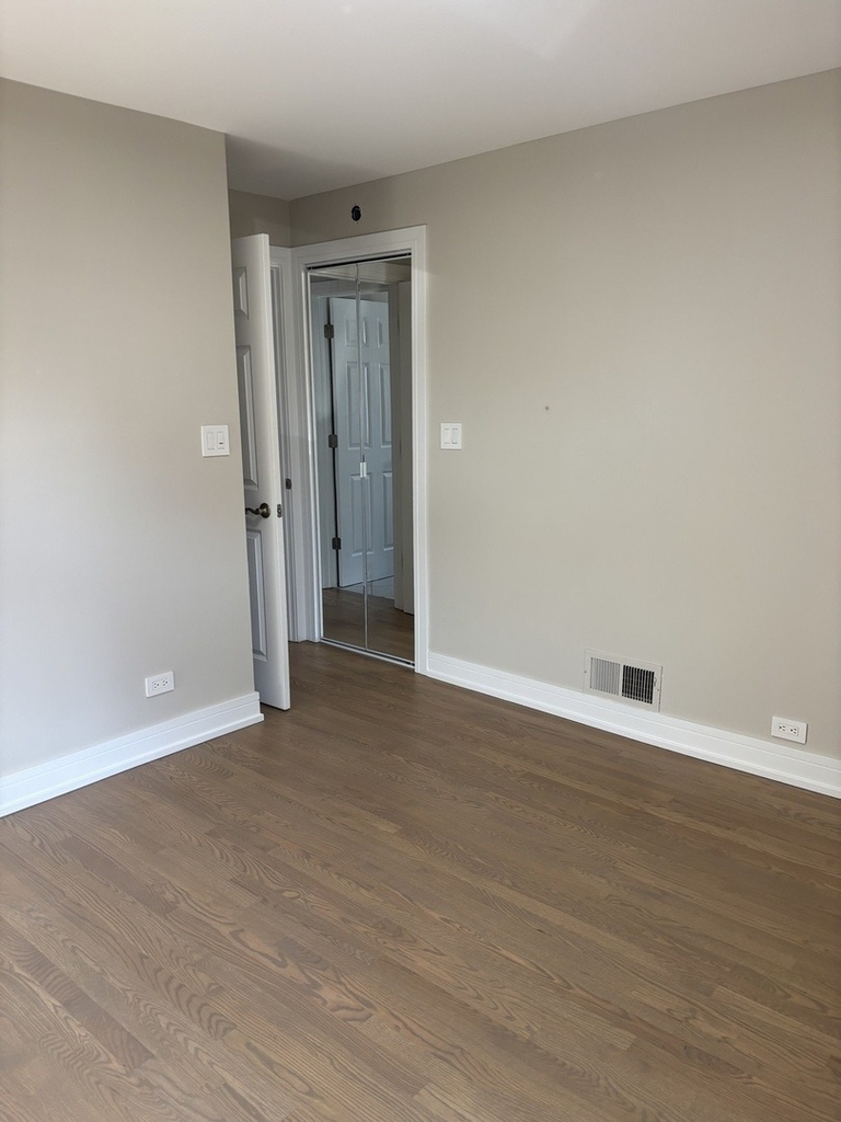 5115 N Mobile Avenue - Photo 12