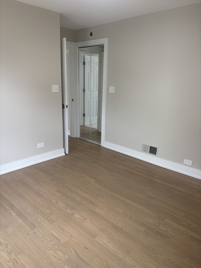5115 N Mobile Avenue - Photo 10