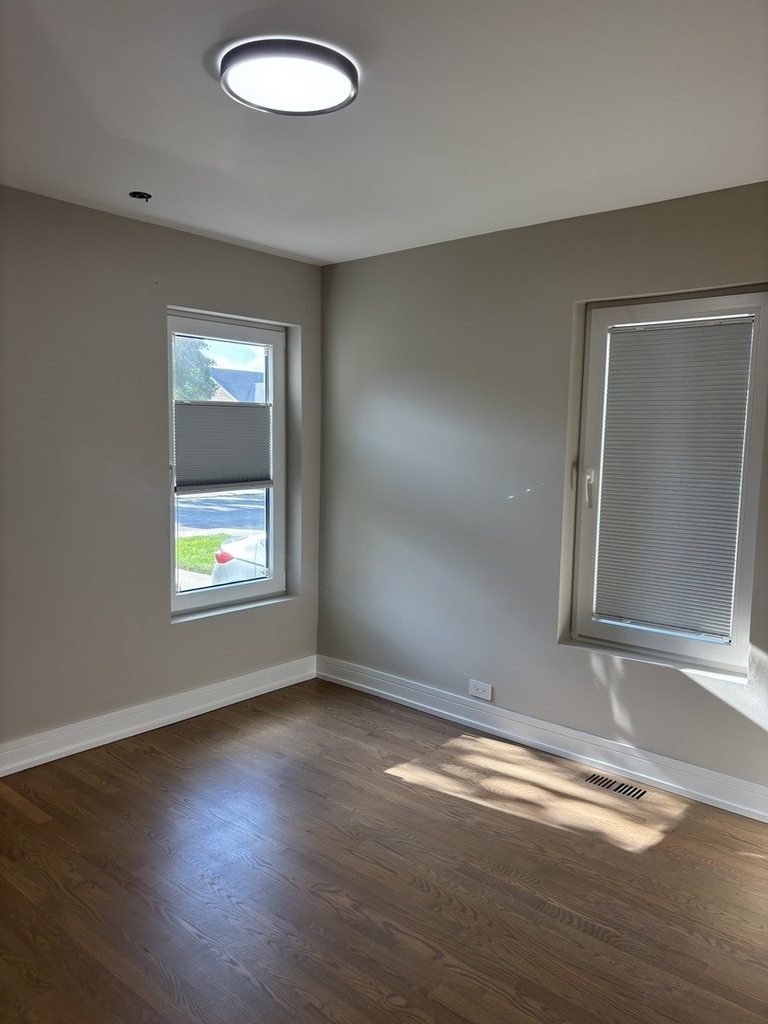 5115 N Mobile Avenue - Photo 11