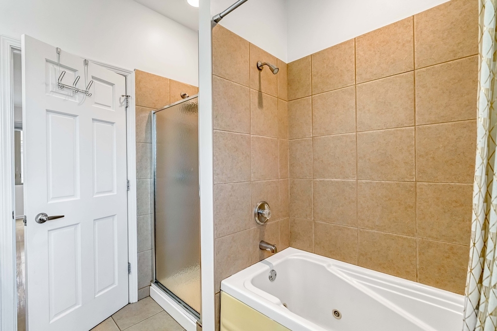3262 W Armitage Avenue - Photo 15
