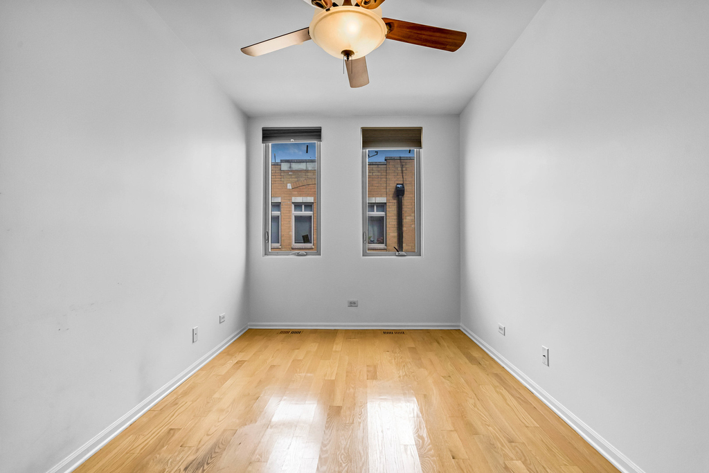 3262 W Armitage Avenue - Photo 20