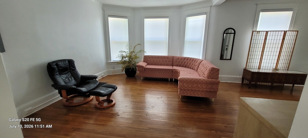 1313 E Washington Street - Photo 3