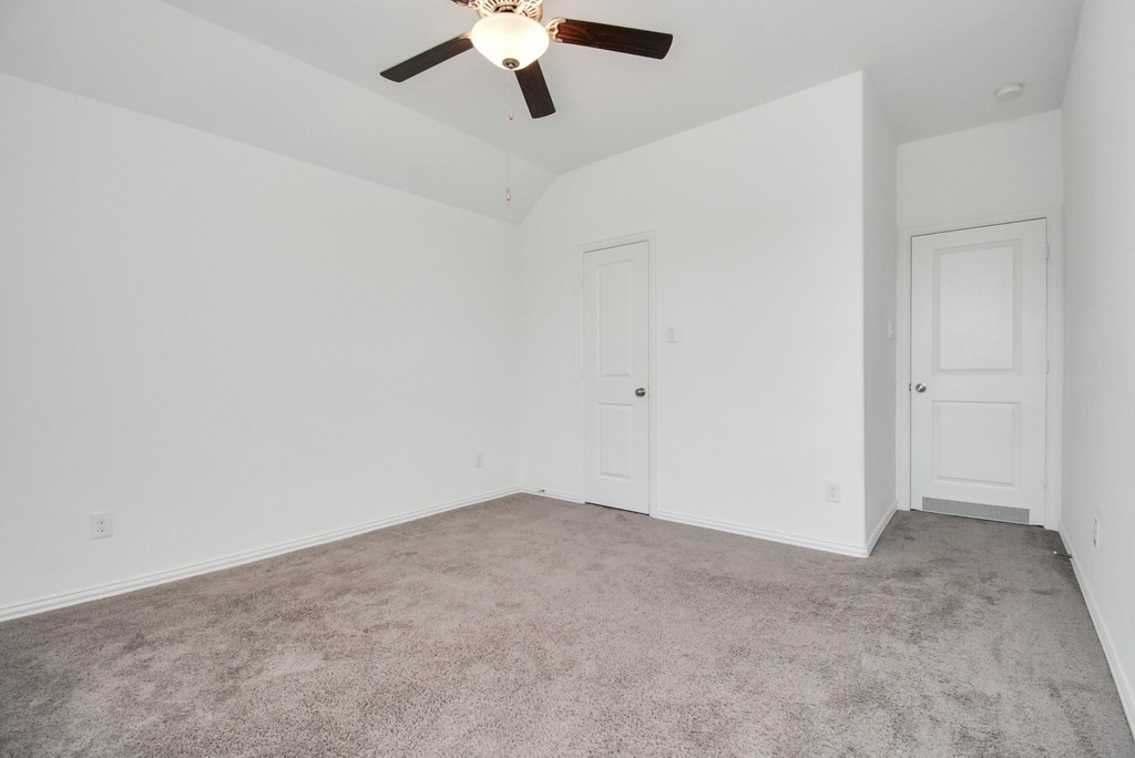 13002 Sheildaig Street - Photo 36