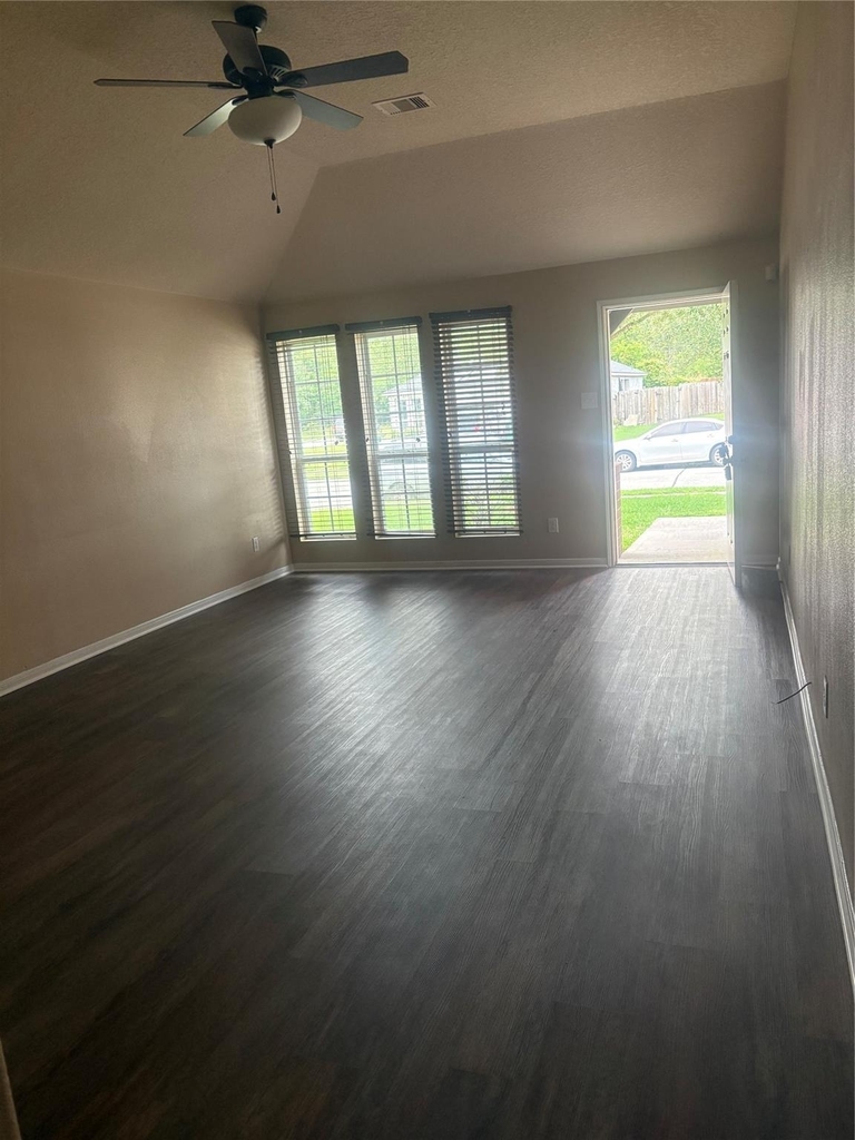 1906 Fleming Springs Court - Photo 5
