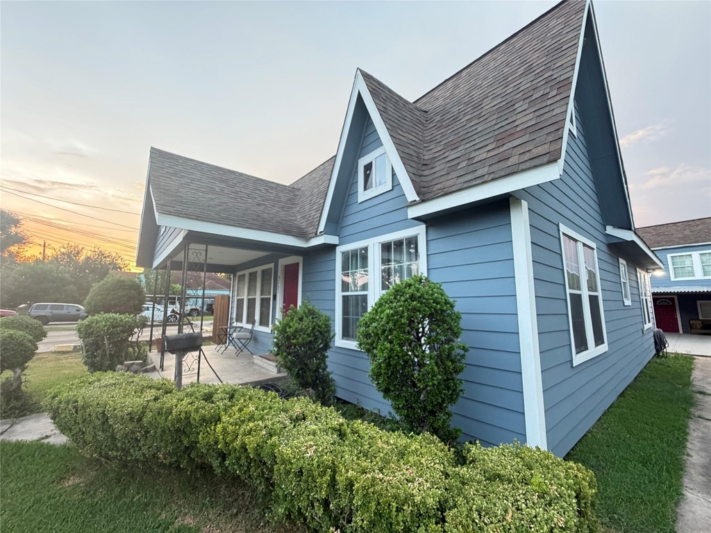 5231 Leeland Street - Photo 2