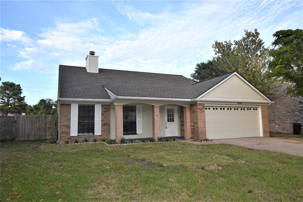 18058 Brooknoll Drive - Photo 1