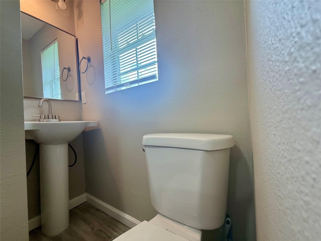 6905 Speaker Street - Photo 6