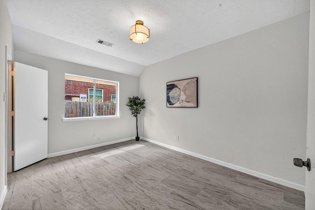 16119 Mission Glen Drive - Photo 27