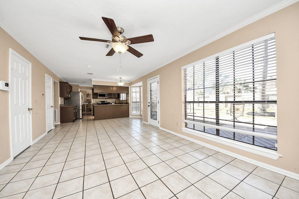 7607 Plumtree Forest Cir Circle - Photo 3