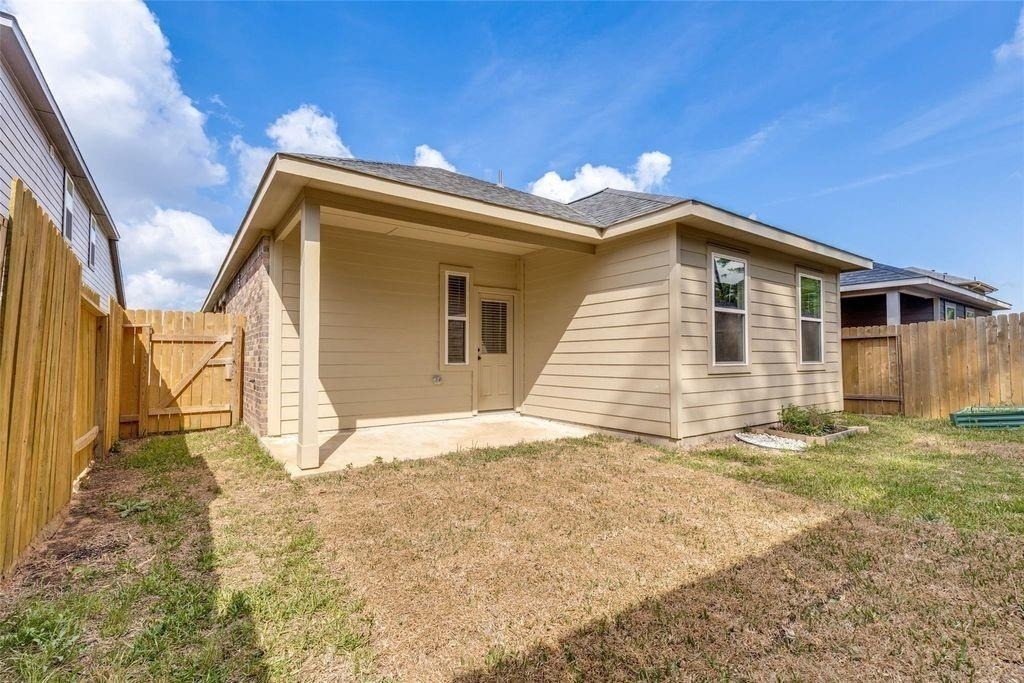 22822 Ephesus Avenue - Photo 11