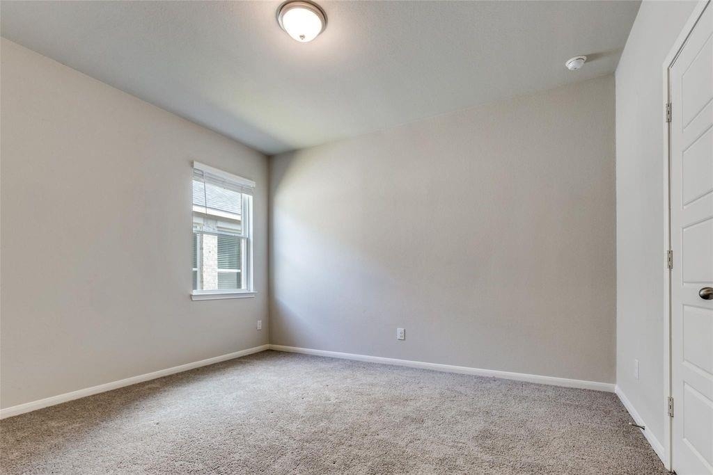 22822 Ephesus Avenue - Photo 10