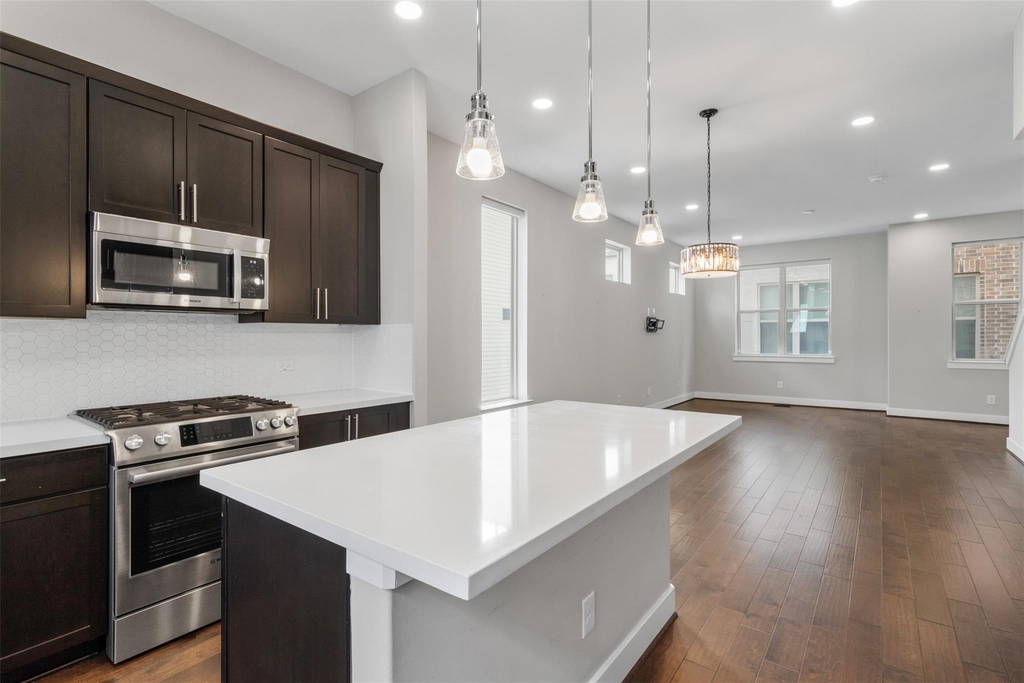 719 Schwartz Street - Photo 5