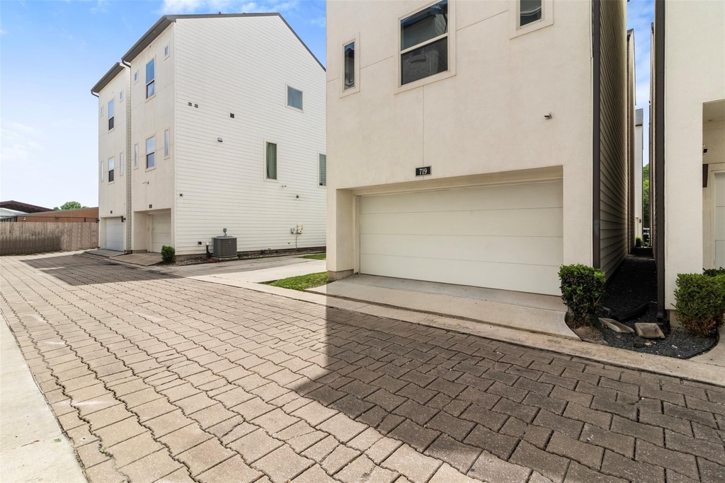 719 Schwartz Street - Photo 17