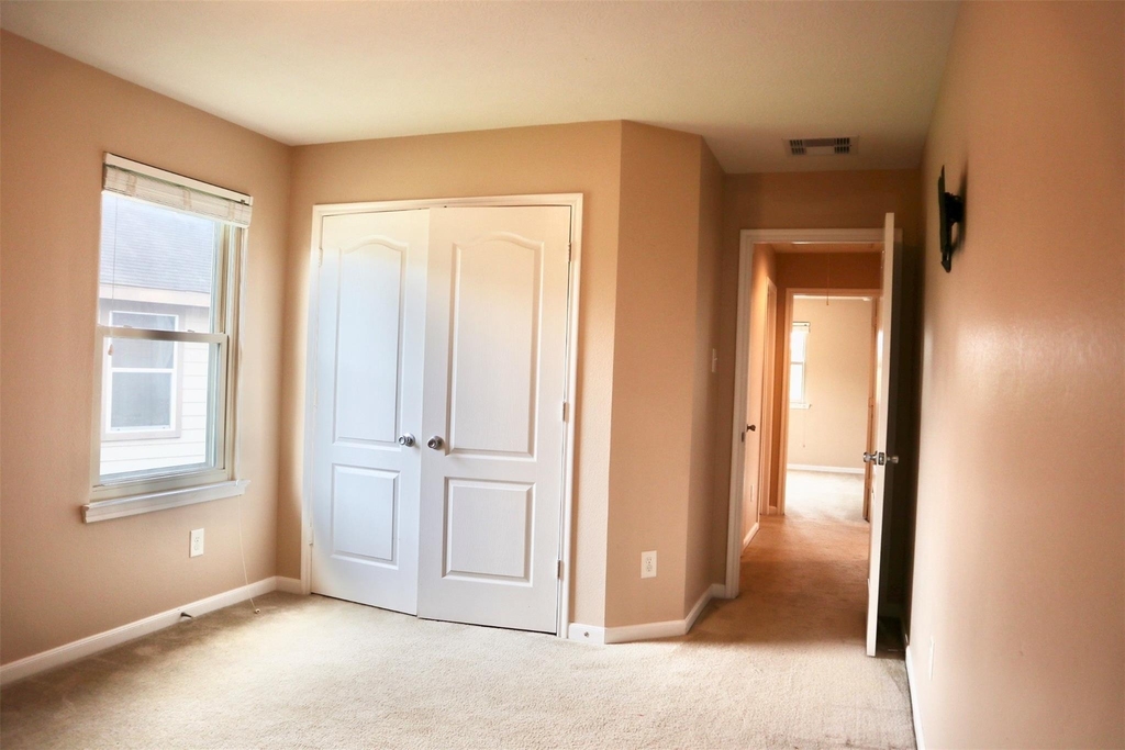 3410 Twin Meadow Lane - Photo 15