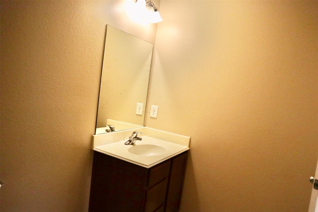 3410 Twin Meadow Lane - Photo 12